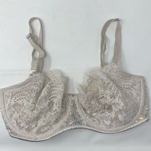Victoria secret dream angels push up bra 32DDD